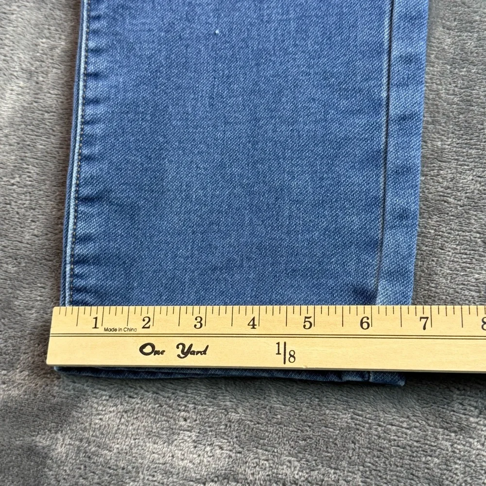 32‎ Cool Sweatpant Jean Men's Jean Size 28 Straight Leg Medium Wash